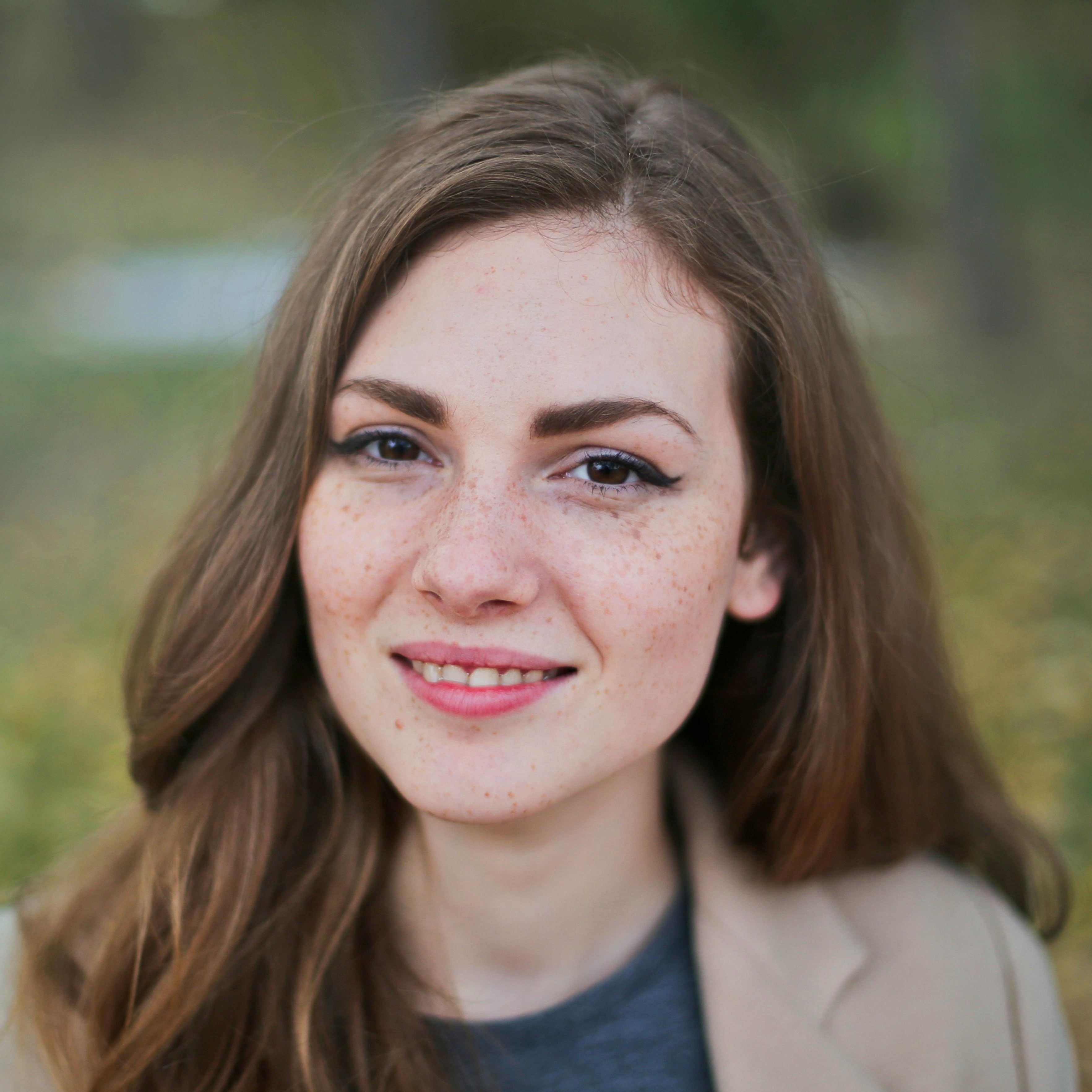 Clara — Caixa